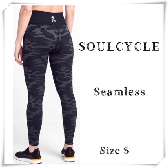 SOULCYCLE Camo Print Seamless Leggings Tights in Black and Gray - Picture 1 of 11